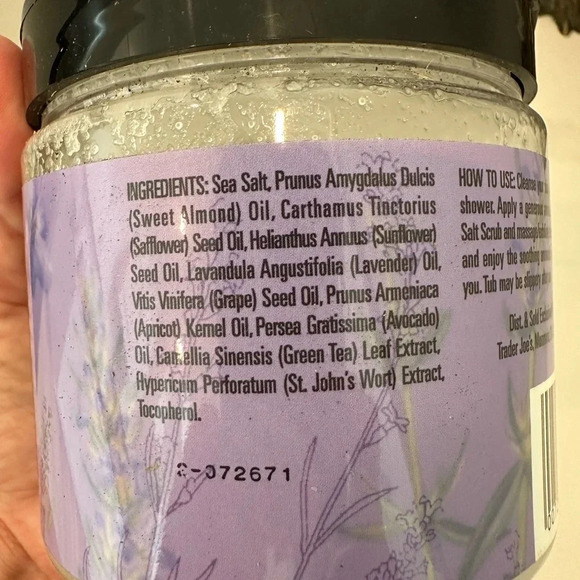TRADER JOE'S LAVENDER SALT SCRUB 20oz Spa Skin Care Beauty Exfoliate Moisturizer - Picture 3 of 3
